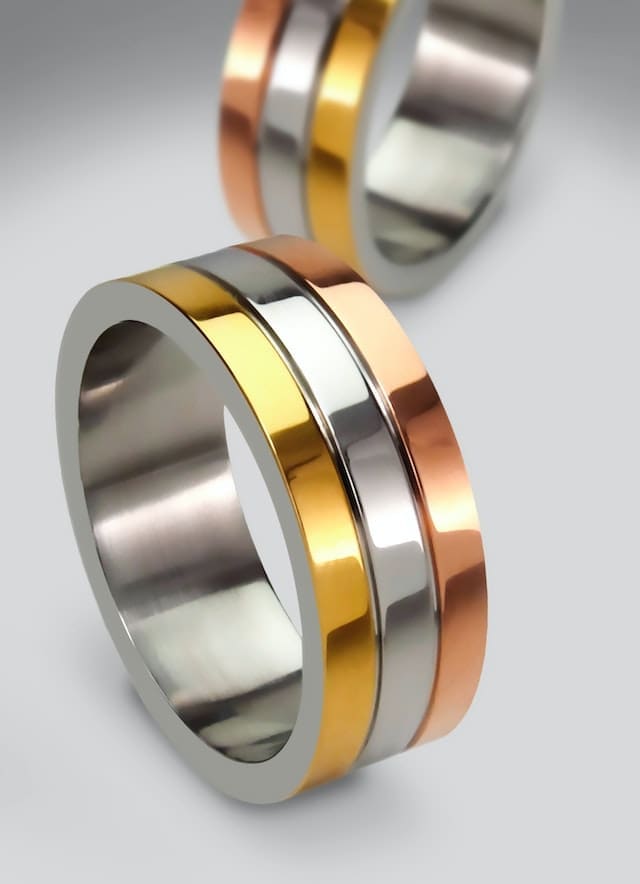 rose gold, yellow gold and white gold metal