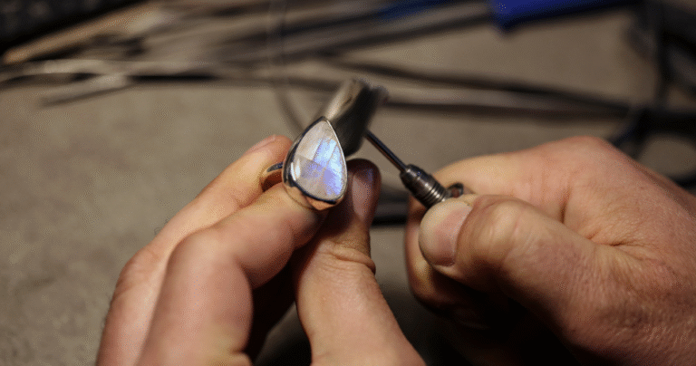 Jewellery Polishing In Adelaide - DDS Diamonds