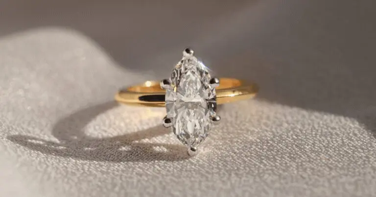 Customized Engagement Ring in Adelaide, DDS Diamond