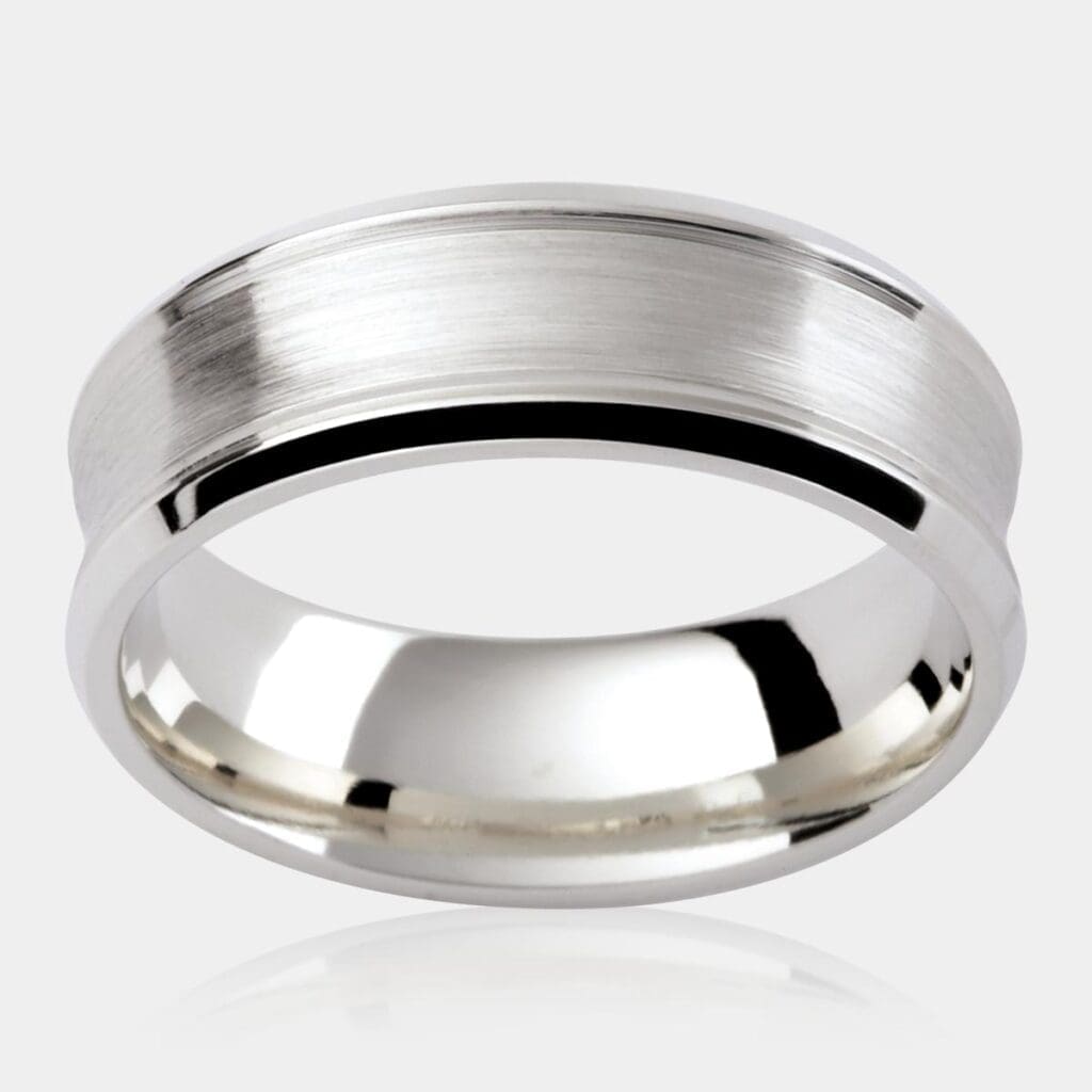 Sydney Men's Patterned Wedding Ring